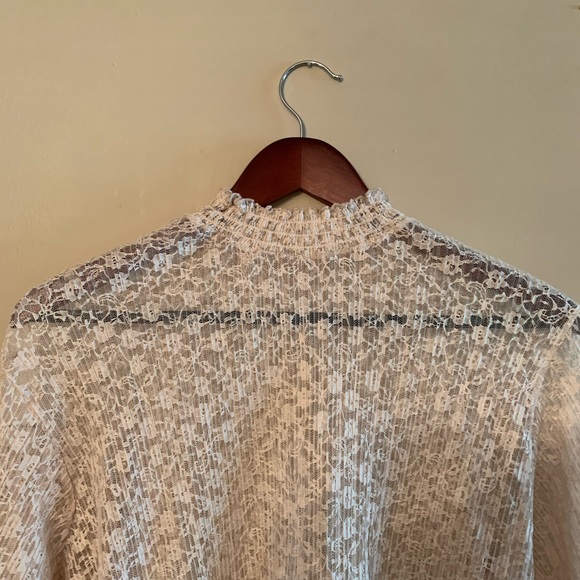 Lace blouse - Picture 4 of 4